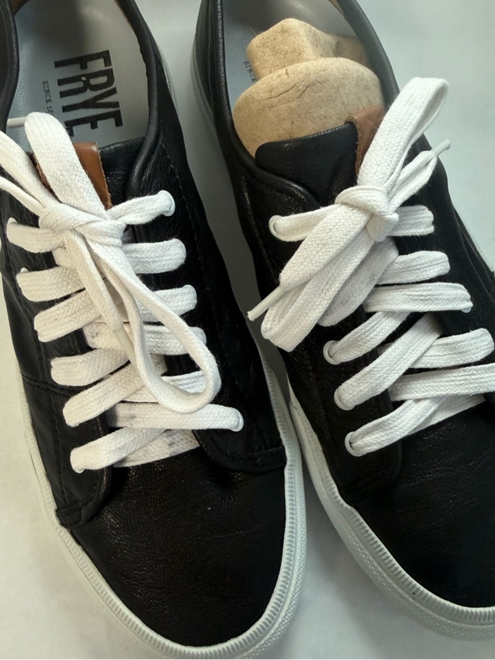 FRYE Woman's Black Leather Low-Top Sneakers - Picture 2 of 10